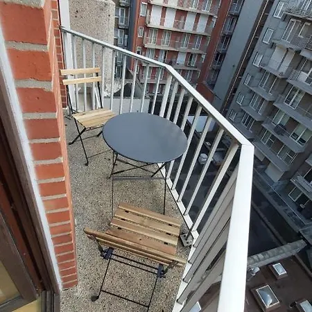 Appartement Met Zeezicht Op Het Van Bunnenplein * Knokke-Heist